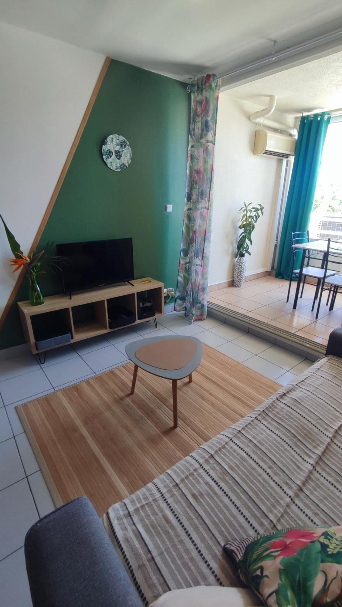 Apartamento Les Franciseas Saint-Gilles-les-Bains Exterior foto