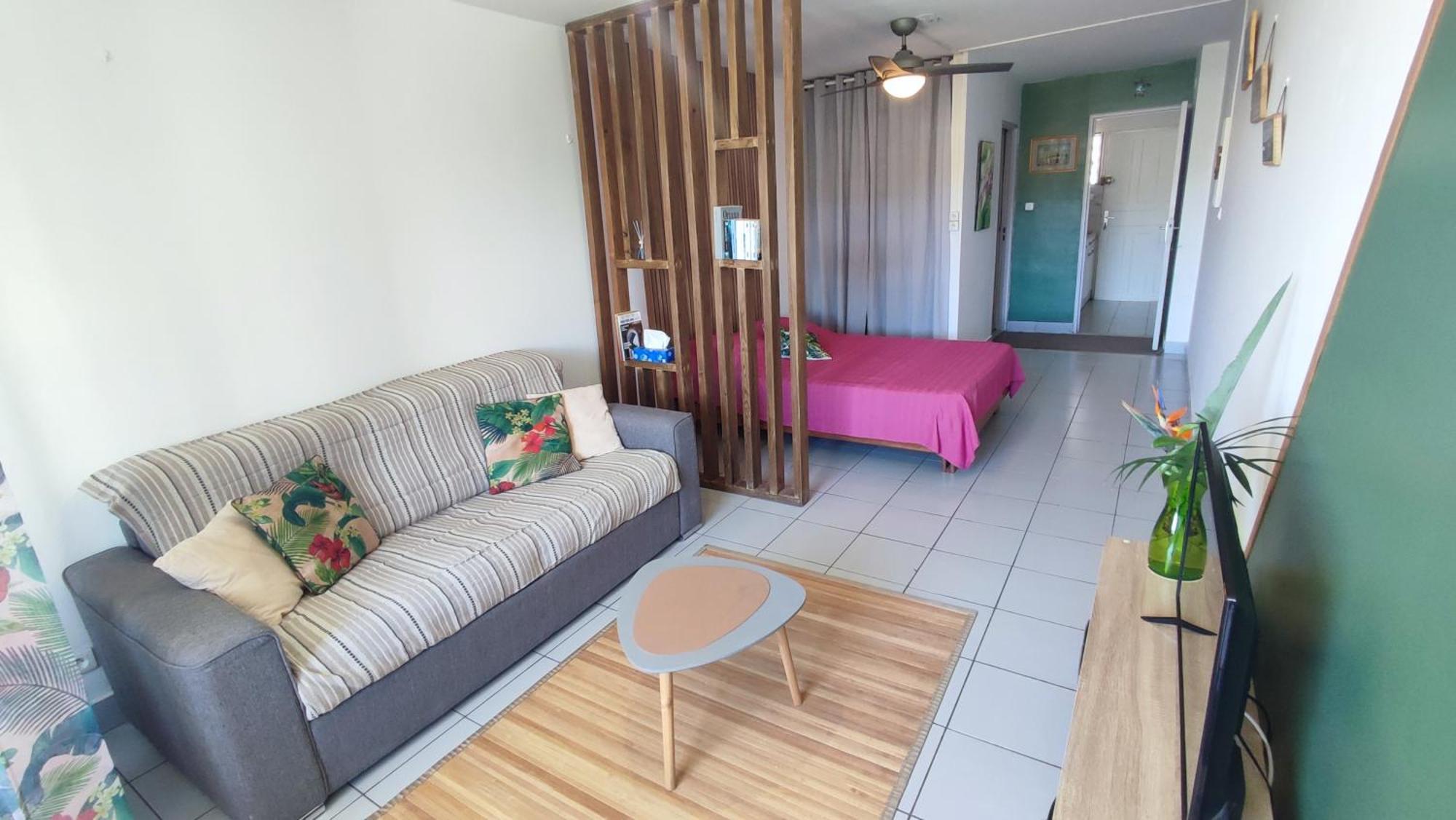 Apartamento Les Franciseas Saint-Gilles-les-Bains Exterior foto